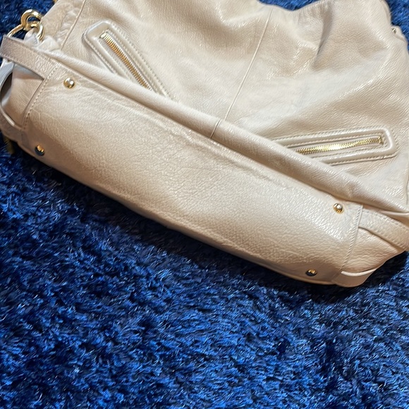 Danier Leather Purse - Picture 4 of 8